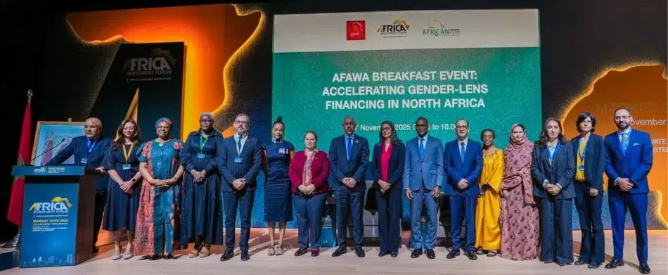 Des responsables institutionnels et des femmes entrepreneures participent au petit-déjeuner d'AFAWA consacré au financement sensible au genre à Rabat.
